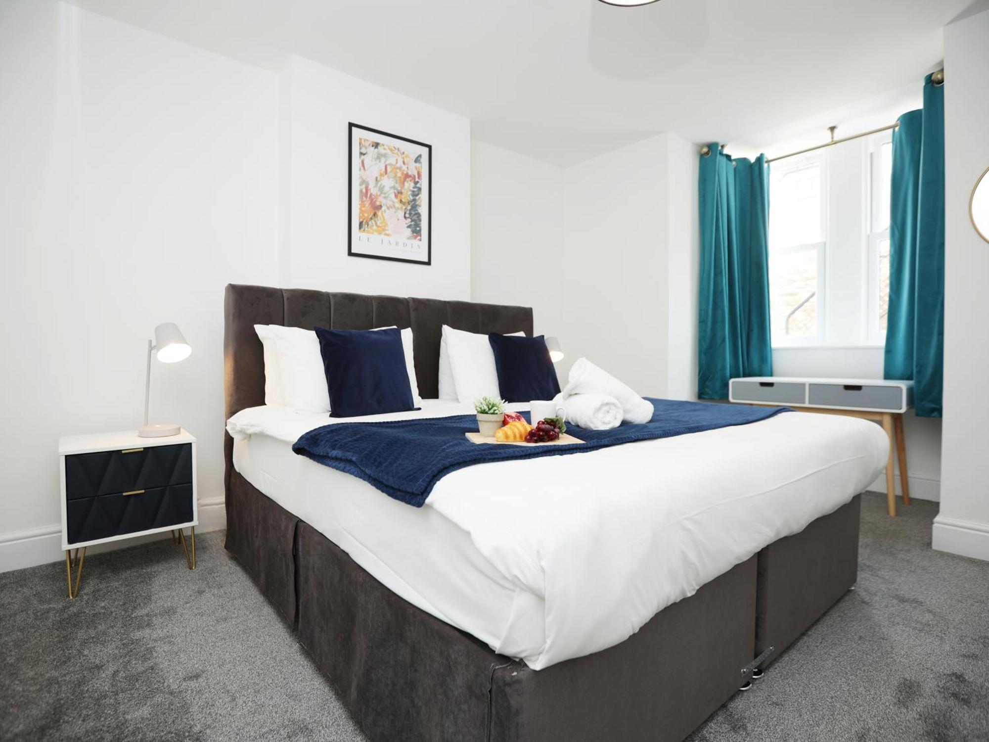 Apartamento North Rd By N And N Ltd, Close To Vibrant Gloucester Rd With Plenty Of Restaurants And Shops Near By, Free On Street Parking Available And Pvt Of Street Parking 4pm To 8am Mon To Fri And Weekend